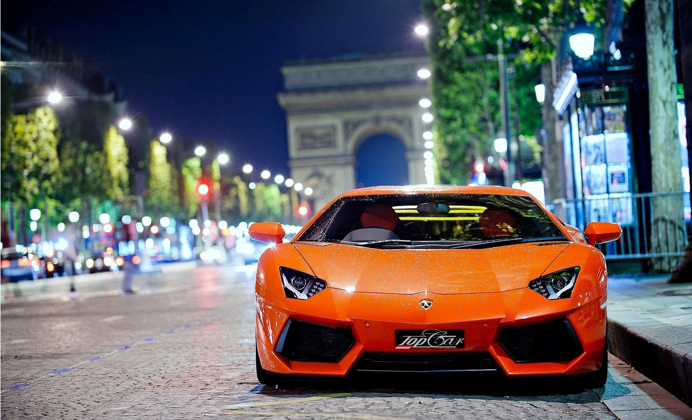 Rent prestige car in Paris