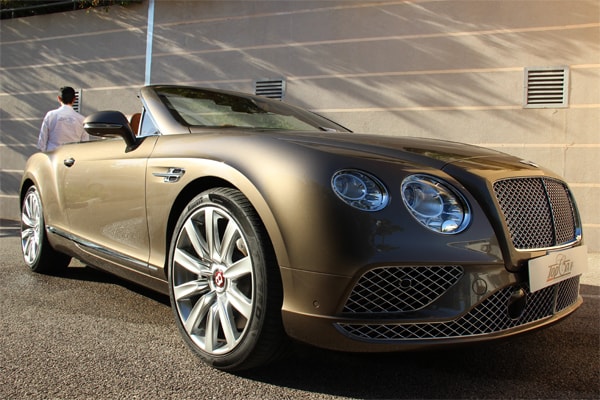 affitta Bentley, Bentley gtc noleggio cannes, affitta un Bentley gt continental a cannes francia