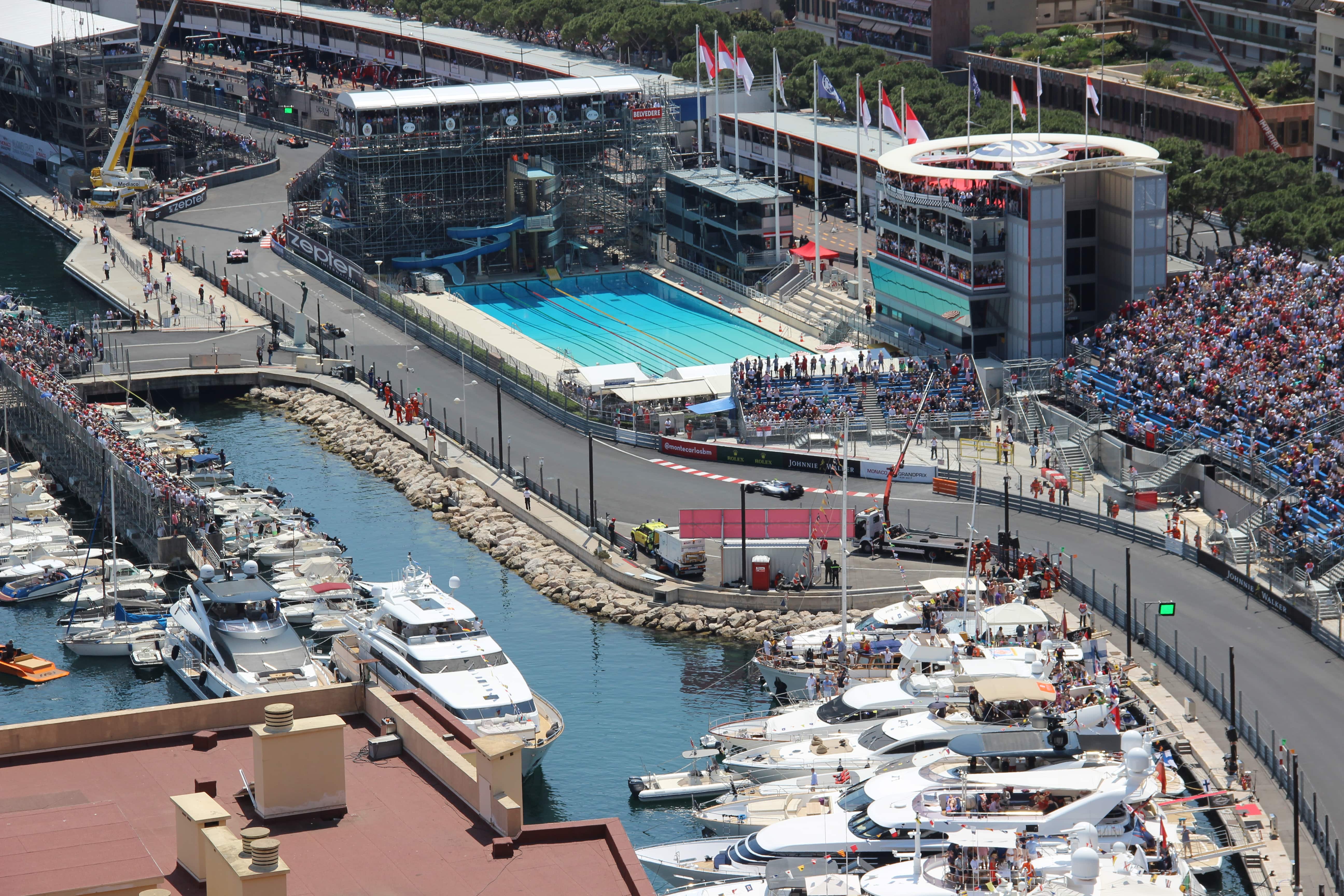 Meilleur endroit pour regarder Formula 1 GP Monaco? C'est la terrasse VIP de la Formule 1! Réservez votre place et se sentir comme un pilote de F1 !!!
